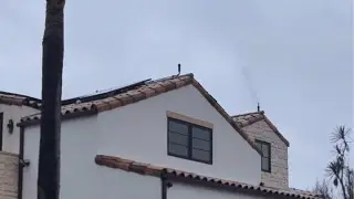 Sistema de riego en el techo para combatir el fuego