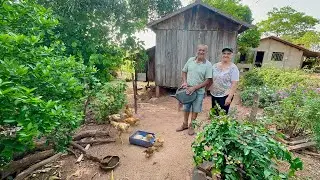 Quando ele chegou nessa região Ele tinha apenas sete anos de idade e construiu uma família no sítio…