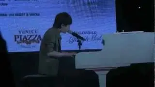 Greyson Chance Live in Manila at the Venice Piazza - Unfriend You
