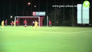 Amazing corner kick but unluckily, it only hits the post.