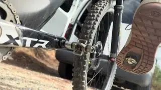 Crankbrothers Eggbeater 3 acci&oacute;n