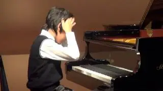 Jun Shimada (8) plays Beethoven Sonatina in F major, Anh.5 No.2