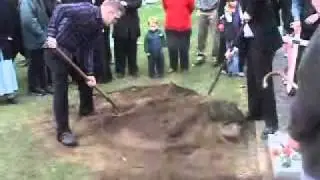 20.Darren and Bernard fill in Elijah's grave
