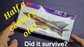 Did it survive half a century?  || KP 1/72 scale MiG-21MF || Unboxing and first look