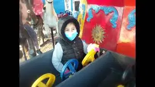 ADHARA EN EL CARRUSEL O CALESITA DEL BARRIO, MUSICA SIN DERECHOS DE AUTOR