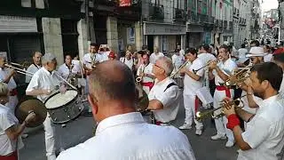 Fêtes de Bayonne 2018 : les bandas mettent l'ambiance dans les rues
