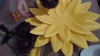 Large Paper Sunflower Tutorial