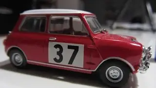 Mini Cooper drifting (stop motion)