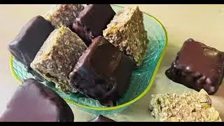 Gluten/Dairy-Free Chocolate-Dipped Fruit and Oat Protein Bars Recipe