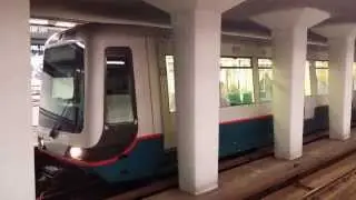 RET Rotterdam Metro D vanuit Leuvehaven naar De Akkers