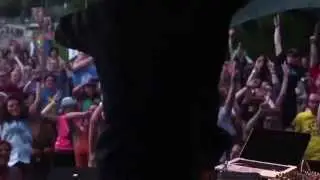 Maask @ Welcome to the village part 1/2, Sit-in