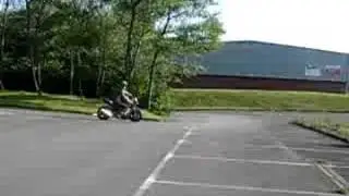 wheelie on my GSF600 restricted to 33bhp bandit