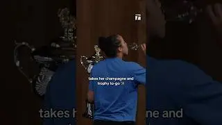She is the moment. 🥂🏆 #australianopen #tennis #icon