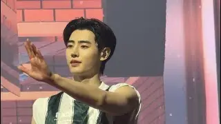 251024 엔하이픈 ENHYPEN WALK THE LINE DAY 1 Orange flower 