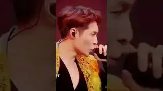 lay 😭😭🔥🔥🥵🥵     #exol #xback #lay #yixing #descendants of the dragon