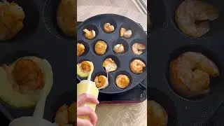 Banh Khot (Vietnamese Mini Pancakes)