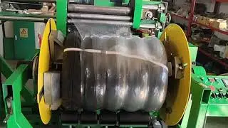 Horizontal stretch film winding packaging machine