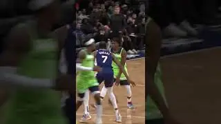 Anthony Edwards Gettin Crafty With This Layup 💯💚💙 #shorts #nba #nbaseason #nbahighlights #trending