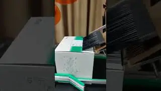 Box shipping bill adhesive sticker label labeling machine label applicator line