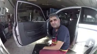 HyundaiAccent 2000–2005  Πως βγαζω ταπετσαρια πορτας Door Panel Removal