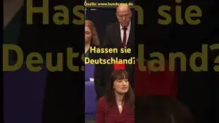 #gysi und #reichinneck singen unsere #nationalhymne nicht mit, aber nehmen unser Geld&hellip;