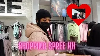 MY BOYFRIEND TOOK ME SHOPPING!!!!!!! #shopwithme #goingshopping #couplevideo