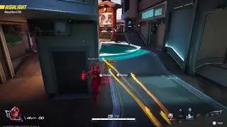 Marvel Rivals: Shark Swallows five person load for one girl.