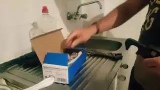 Cómo instalar un grifo de cocina . Muy facil