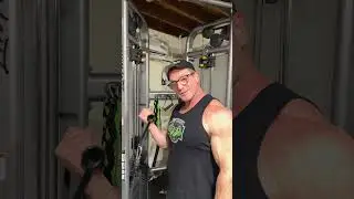 💥💪 Секрет растяжения под нагрузкой для увеличения бицепсов!
