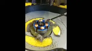 Lubricating a laptop fan  #repair #computerrepair  #laptoprepair