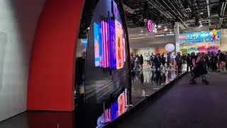 Literal-sense 3D display at LG booth at CES 25 [NO COMMENTARY]