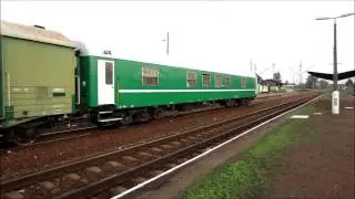ET22-737 ze składem roboczym