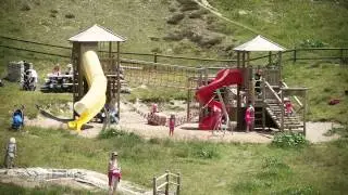 Holiday with kids ǀ Leisee Wolli Park ǀ Zermatt Tourismus