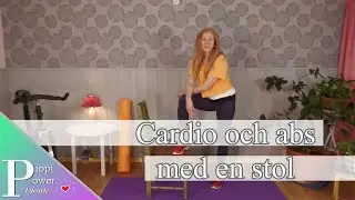 Cardio med löpning sittande på en stol kombinerat med övningar för magen Microvanor-vanor som består
