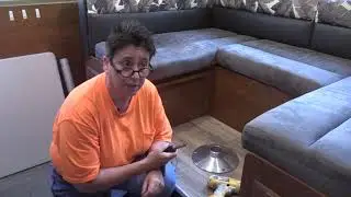 RV Flooring Install with Infinity Flooring - Rollin' On TV 2019 21 Show Segment