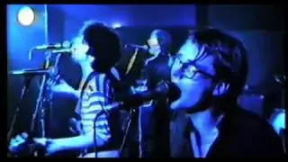 This is incredible  Imperiet - Rasera with Gurra live