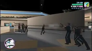 GTA Vice City | PIGs Vs Bikers Gang Warfare | North Point Mall (PC)
