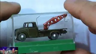 Vintage AHI 1:87 Military Truck Set!