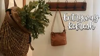 ENTRY WAY MAKEOVER ON A BUDGET ( Only Spent $30!)