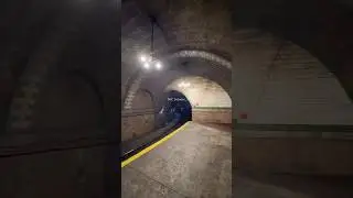 The Old NYC Subway #CityHall Station, Closed 79 years ago. #NYCSubway #NYC #CityHallStation