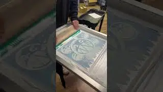 Oversize Jumbo Screenprint 👀 #jumboscreenprint #screenprint #clothingbrand #streetwearstartup