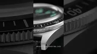 Skindiver Automatic Dive Watch - Green Lum - Mobile Version