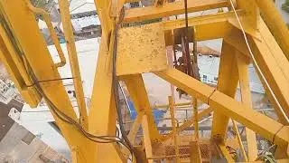HOTEL MARIOT BATAM [[ HABOURBAY BATAM [] TOWER CRANE