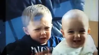 Charlie Bit my finger - again