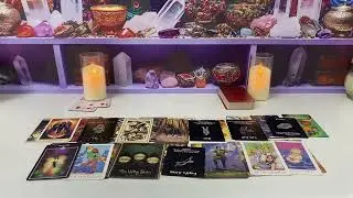 PISCES WHO IS THIS PERSON OBSESSIVELY WATCHING YOU PISCES   LOVE TAROT READING