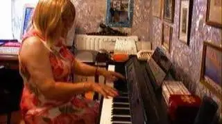 Short Piano Improvision on the - Streets of London - Piano