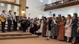 Grup coral • Strigați străjeri trezire