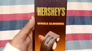 Dubai se ayi chocolate 🍫 phone cover painting 🎨💕 and cats ki Masti 😍😻#viral#vlog