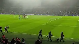 AC Sparta Praha - Aberdeen 18.12.2025 (3:0) - nástup hráčů, support kotle, začátek zápasu