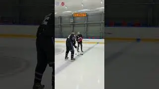 От синей с закрытыми глазами? Можем! #hockey #rocketteam